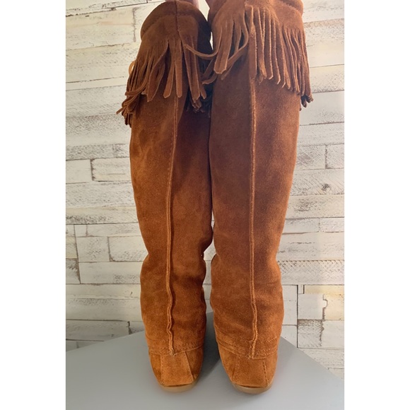 Minnetonka Tall Suede Moccasin Boots - Picture 4 of 5